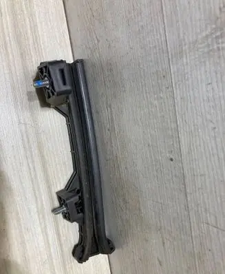 Renault Arkana Rear window lifting mechanism without motor 822160931R