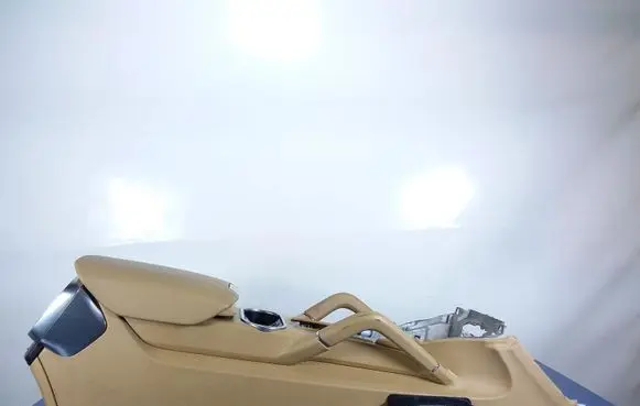 Porsche Cayenne (92A) Armrest
