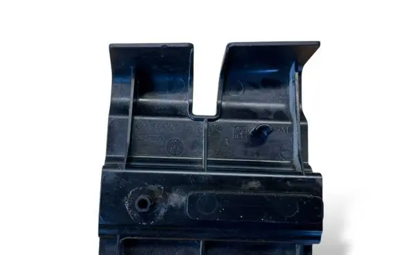 Volkswagen Crafter Seat belt trim A9066920389