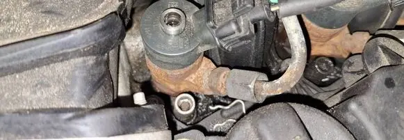 Fuel injector