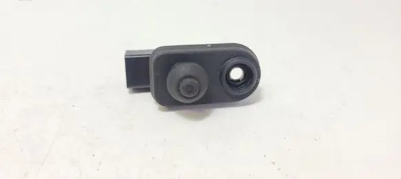 Mitsubishi Outlander Front door sensor 