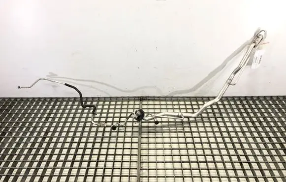 Air conditioning (A/C) pipe/hose