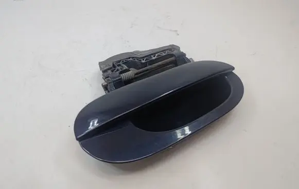 BMW 5 E39 Front door exterior handle 8243392 51218243392
