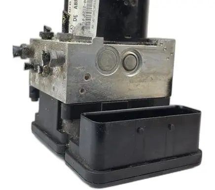 Mercedes-Benz C W204 Master brake cylinder A1724314312 10021208234 A1729014100