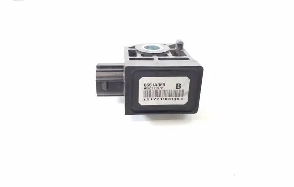 Mitsubishi Pajero Airbag deployment crash/impact sensor 8651A069