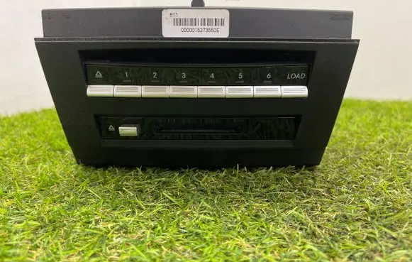 Mercedes-Benz S AMG W221 CD/DVD changer A2218707893 A2218700391