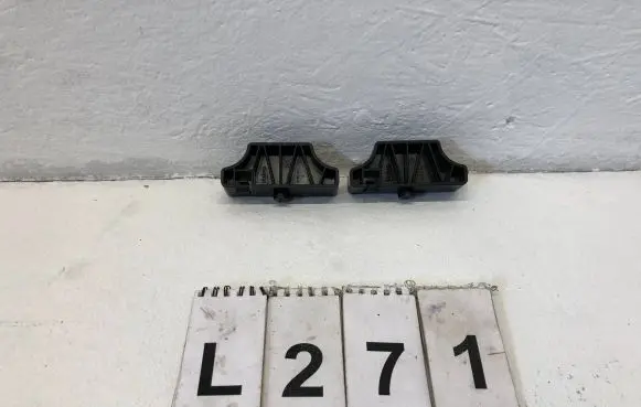 Mercedes-Benz A W177 Radiator mount bracket a2475020000