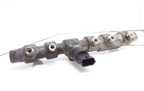 Fuel main line pipe
