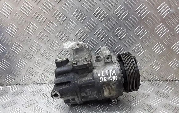 Volkswagen Jetta V Air conditioning (A/C) compressor (pump) 1k0820803