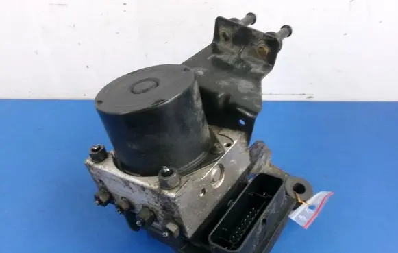 Volkswagen Polo IV 9N3 ABS Pump 6Q0614117S