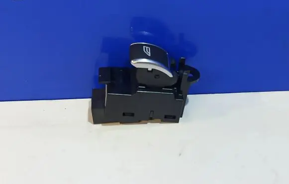 Volvo S60 Electric window control switch 31365573
