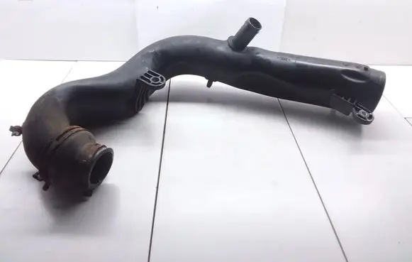 Skoda Octavia Mk2 (1Z) Intercooler hose/pipe 1K0129654K VCD446143602