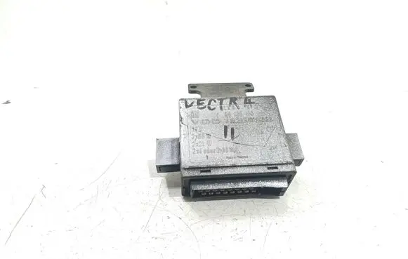 Opel Frontera B Light module LCM 09135156