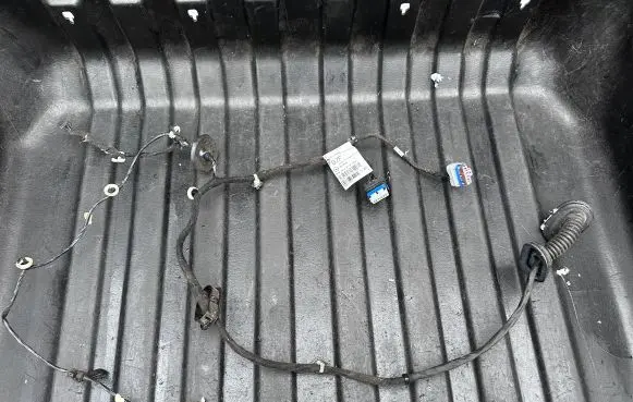 Citroen C3 Aircross Rear door wiring loom 39149189