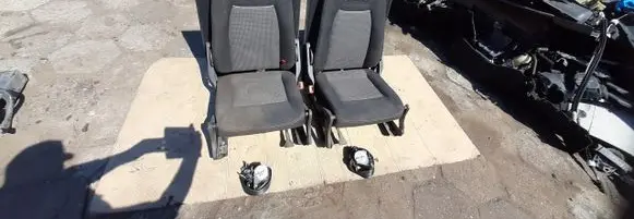 Ford Galaxy Second row seats