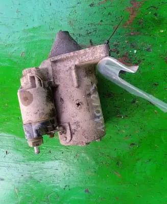 Toyota Yaris Starter motor