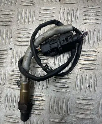Volkswagen PASSAT CC Lambda probe sensor 022906262 204271 0258017068