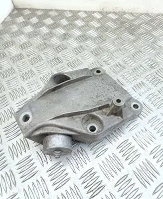 BMW 7 F01 F02 F03 F04 Engine mounting bracket 6777623