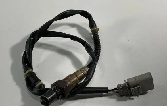 Volkswagen Golf V Lambda probe sensor 06F906262S 0258006738 0258006739