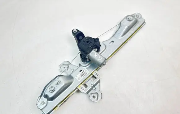 Nissan Qashqai Sliding door window regulator with motor 827014EA0A 4EAL C17320101