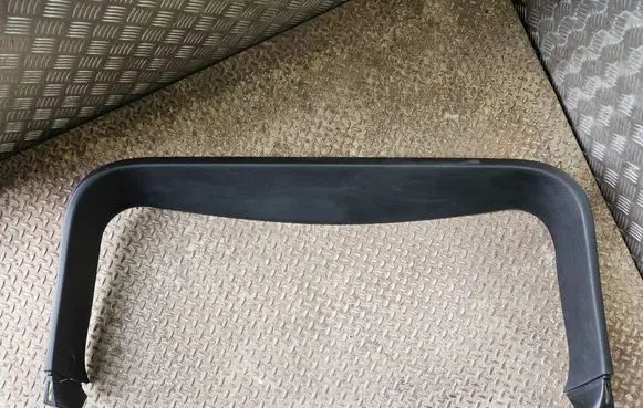 Jeep Grand Cherokee Tailgate/trunk upper cover trim 1XW82TRM 1XW82DX9AB I01705000BLR
