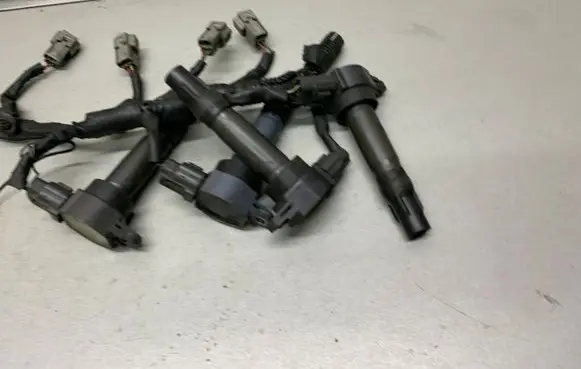 Mitsubishi Colt High voltage ignition coil MN195616 MN19561663080702