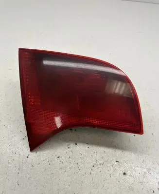Audi A4 S4 B7 8E 8H Tailgate rear/tail lights 8E9945093A 484501 749001