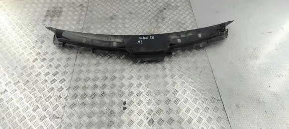 Mercedes-Benz ML W166 Wiper trim A1668300028