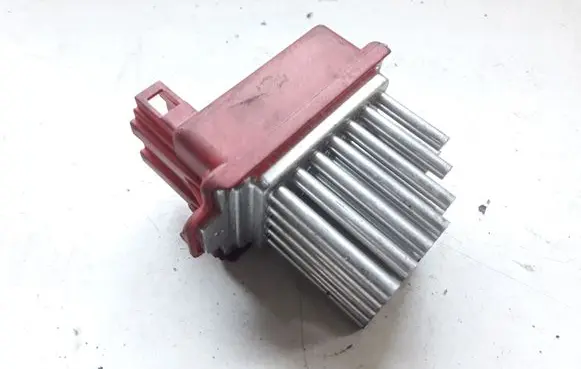 Audi A3 S3 8L Heater blower fan relay 