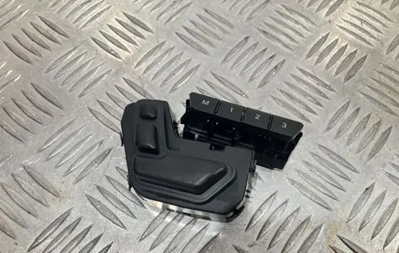 Mercedes-Benz GLA W156 X156 Seat control switch A2469050251