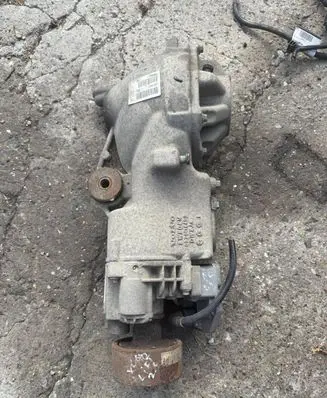 Volvo XC90 Rear gearbox reducer/haldex oil pump P1216671 P31256865