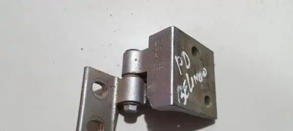 Citroen Berlingo Front door upper hinge