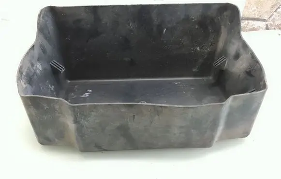 Battery box tray