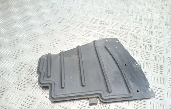 Mitsubishi Lancer Engine splash shield/under tray MR479040