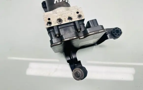 BMW X5 F15 ABS Pump DKC9F15ACC 6864795 6864794