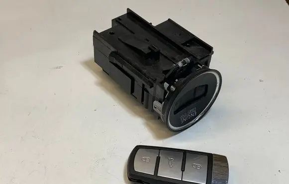 Volkswagen PASSAT B6 Ignition lock 3C0905843M