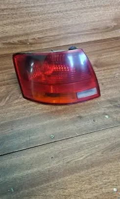 Audi A4 S4 B7 8E 8H Rear/tail lights 8e9945095e 750107