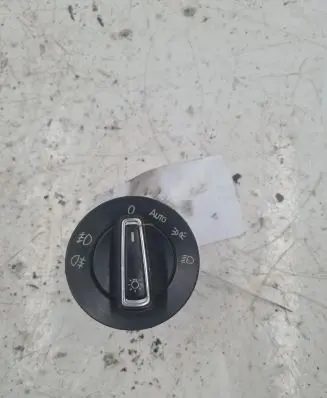 Volkswagen PASSAT B6 Light switch