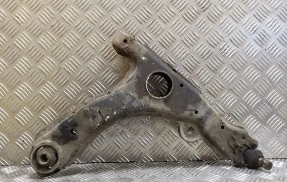Volkswagen PASSAT B4 Front lower control arm/wishbone
