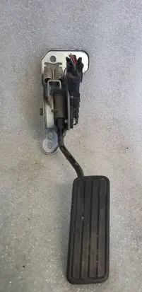 Subaru Outback Accelerator throttle pedal 36010AG061