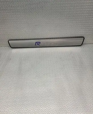 Volvo XC60 Front sill trim cover 31391249