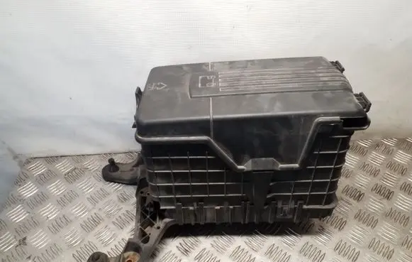 Battery box tray