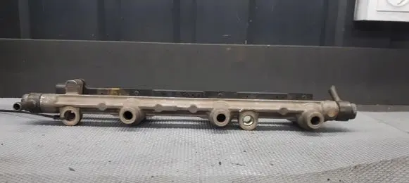 Mazda MX-6 Fuel main line pipe 197020-0010