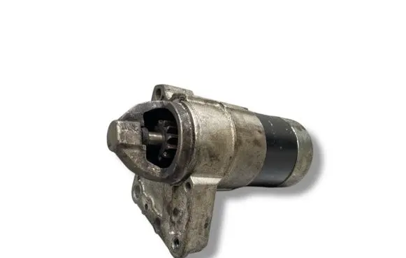 Peugeot Partner Starter motor 9HW
