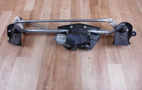Mitsubishi Eclipse Cross Front wiper linkage and motor 1593007590 8251A081