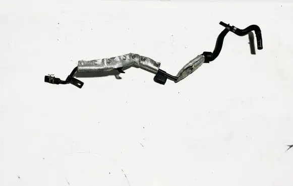 Volkswagen Golf VII Engine coolant pipe/hose 04L121070D 14059