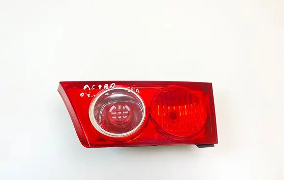 Honda Accord Tailgate rear/tail lights P3214R