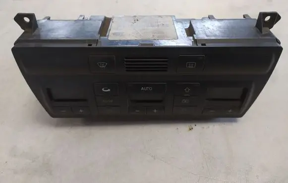 Audi A6 S6 C5 4B Climate control unit 4B0820043F