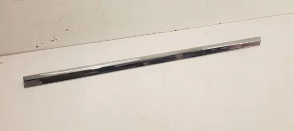 BMW X7 G07 Front door trim (molding) 7428688