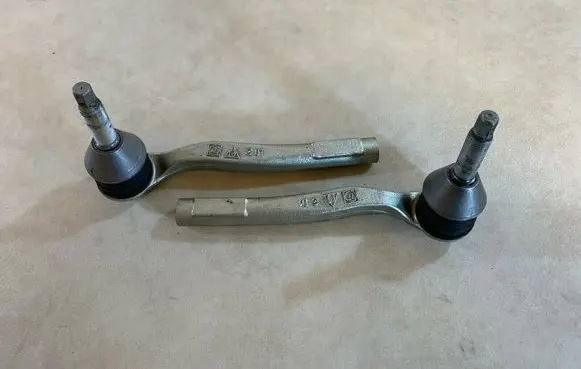 Mercedes-Benz C W205 Steering tie rod A2054600605 2054600605